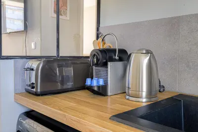 Cuisine ou kitchenette dans l'établissement Convivial et Calme proche Parilly et Gerland