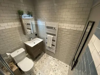 Salle de bains dans l'établissement Studio lumineux avec balcon proche Tête d'Or
