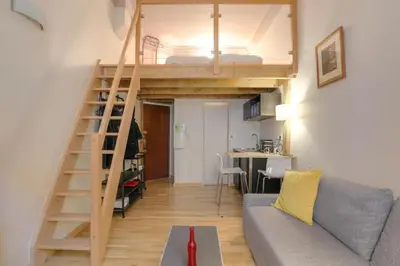 Cuisine ou kitchenette dans l'établissement Joli studio chaleureux proche Bellecour