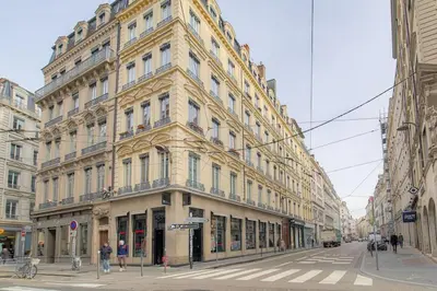 Quartier de l'appartement ou autre quartier proche