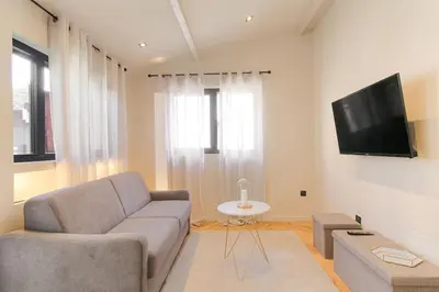 Télévision ou salle de divertissement dans l'établissement Appartement lumineux pour 4, Villeurbanne Cusset