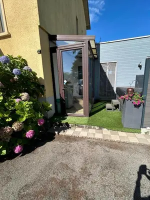 Jardin de l'établissement chambres hôtes les grenouilles
