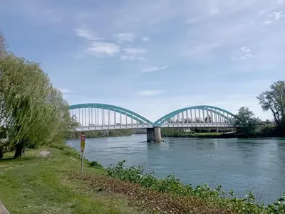 Vue sur la rivière ou le fleuve situé(e) à proximité de la maison de vacances