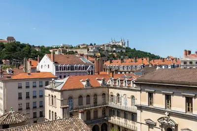 Vue générale sur Lyon ou vue de la ville depuis l'appartement