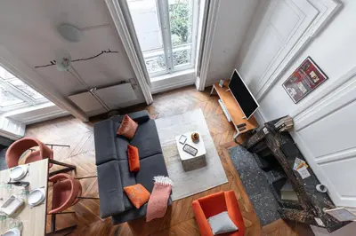 Télévision ou salle de divertissement dans l'établissement Fenêtre sur cour - Studio pour 2