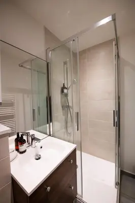 Salle de bains dans l'établissement L'Opéra 10 - Beau studio avec balcon - Opéra