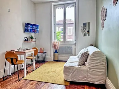 Coin salon dans l'établissement Studio central et confortable