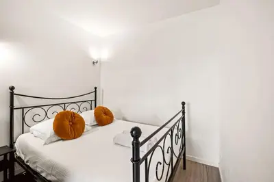 Un ou plusieurs lits dans un hébergement de l'établissement apartment ideal location for Lyon Center