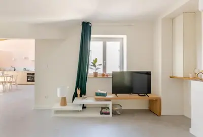 Télévision ou salle de divertissement dans l'établissement Olaf