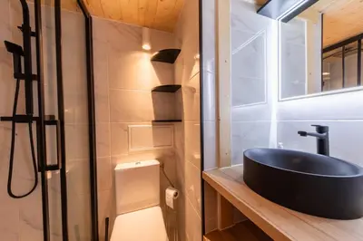 Salle de bains dans l'établissement Le Royal - Studio Mezzanine Plein Centre