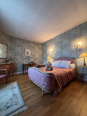 Un ou plusieurs lits dans un hébergement de l'établissement Villa Belle Époque - 18 couchages FEURS 42