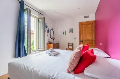 Un ou plusieurs lits dans un hébergement de l'établissement Maison du Verger à Dardilly