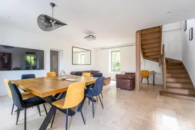 Coin salon dans l'établissement Maison du Verger à Dardilly