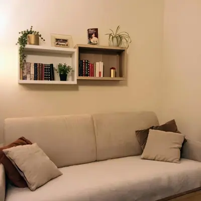 Coin salon dans l'établissement Chez Juliette au cœur du Vieux-Lyon