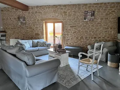 Coin salon dans l'établissement Domaine des Vignes d'Hôtes