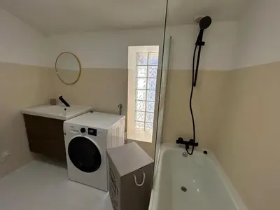 Salle de bains dans l'établissement Le cosy clem