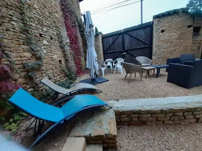 Plan de l'établissement Gite dans maison médiévale Calme Fibre 2 ch