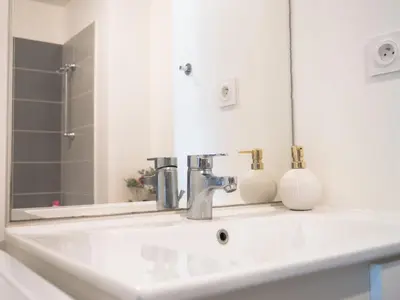 Salle de bains dans l'établissement La suite bohème, 4 prs, avec terrasse