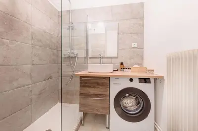 Salle de bains dans l'établissement Au Lyon D 'ort