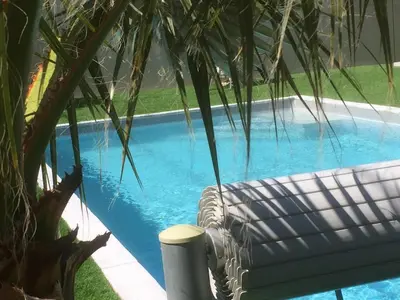 Piscine de l'établissement Le brin de soleil reposant ou située à proximité