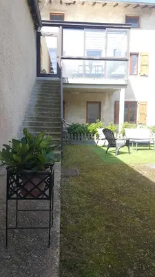 Jardin de l'établissement Gîte Val de Saône et Beaujolais, Clos Beaudet