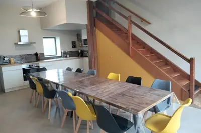 Cuisine ou kitchenette dans l'établissement Gîte de Briante