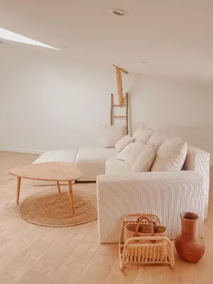 Coin salon dans l'établissement Charmante maison en pierres, séjour à la ferme