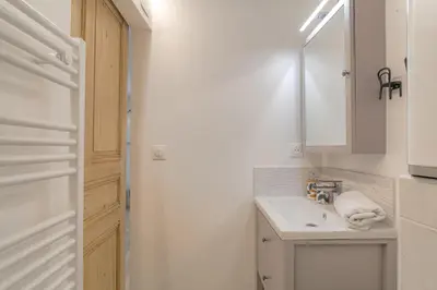 Salle de bains dans l'établissement Le Morgon, Studio Confort, proximité Villefranche Centre