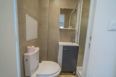 Salle de bains dans l'établissement Pasteur Collection - Confort & Design - 2pers