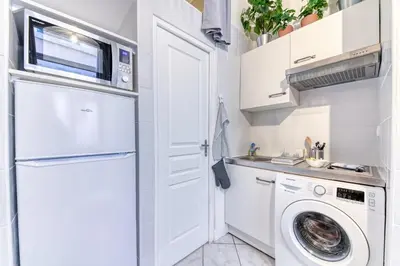 Cuisine ou kitchenette dans l'établissement GuestReady - Duplex Croix Rousse
