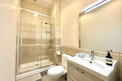 Salle de bains dans l'établissement Appartement de 160m2 proche centre Lyon