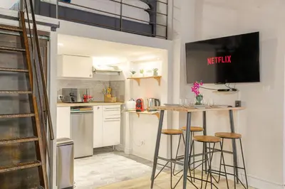 Cuisine ou kitchenette dans l'établissement Caractère et Raffiné en hypercentre