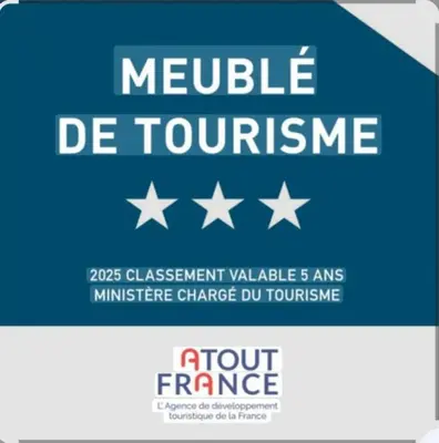 Certificat, récompense, panneau ou autre document affiché dans l'établissement Au Charme Lyonnais classé 3 etoiles