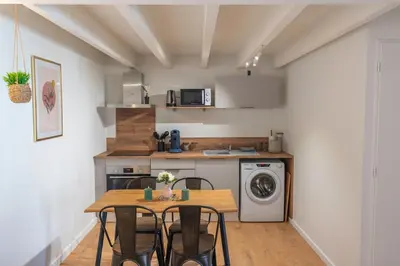 Cuisine ou kitchenette dans l'établissement Repos et Sérénité