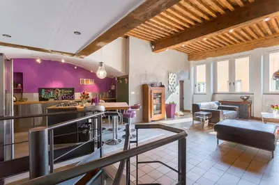 Coin salon dans l'établissement Le Duplex de Fourvière