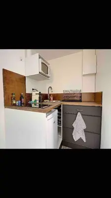 Cuisine ou kitchenette dans l'établissement La Casa Dorée