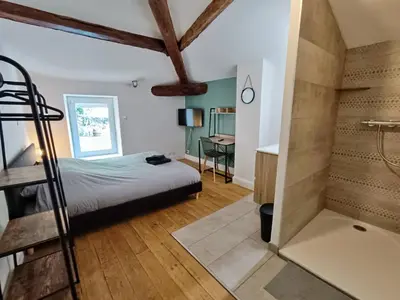 Un ou plusieurs lits dans un hébergement de l'établissement Le Gîte de Saint Pierre