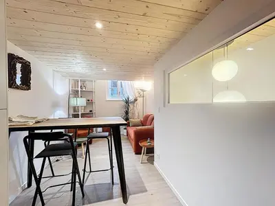 Cuisine ou kitchenette dans l'établissement Fleurie - Anse Centre - Chambre et Salle de bain WC privée - Cuisine partagée