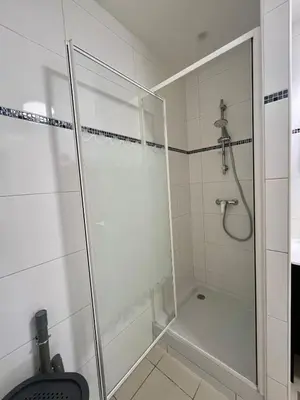 Salle de bains dans l'établissement Duplex rénové à 15 min de Lyon