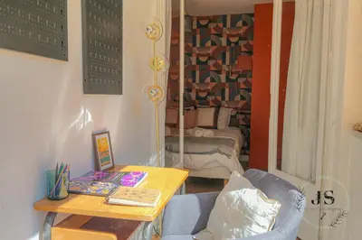 Coin salon dans l'établissement La Loge du Gardien - T2 Proche Fourvière