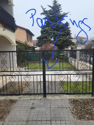 Plan de l'établissement Bel appartement en RDC avec parking