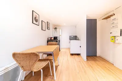 Cuisine ou kitchenette dans l'établissement Le Cosmo - Cosy appart 2 pers-Brotteaux-Métro B