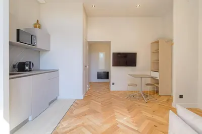 Cuisine ou kitchenette dans l'établissement Studio lumineux avec terrasse, à deux pas de Lyon