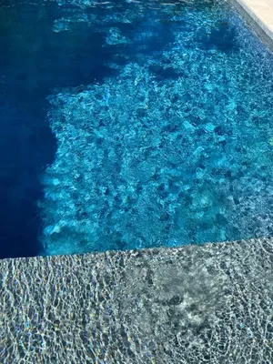 Piscine de l'établissement Studio indépendant dans propriété au cœur du Beaujolais ou située à proximité
