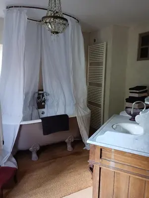 Un ou plusieurs lits dans un hébergement de l'établissement La Maison De Marthe
