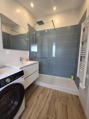 Salle de bains dans l'établissement Studio RDC proche aéroport