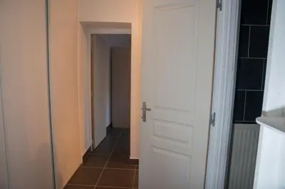 Plan de l'établissement Maison de ville meublée 60m2
