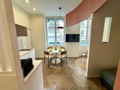 Cuisine ou kitchenette dans l'établissement Lumiere - Chic cocoon au coeur de lyon