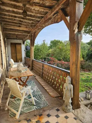 Balcon ou terrasse dans l'établissement Superbe maison en pierre