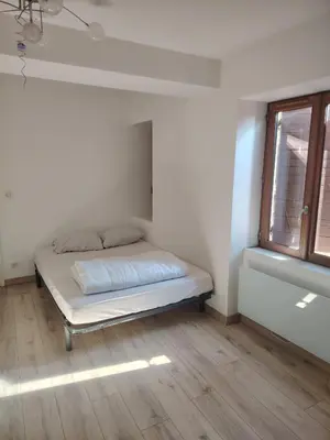 Un ou plusieurs lits dans un hébergement de l'établissement La Casa Beaujolaise